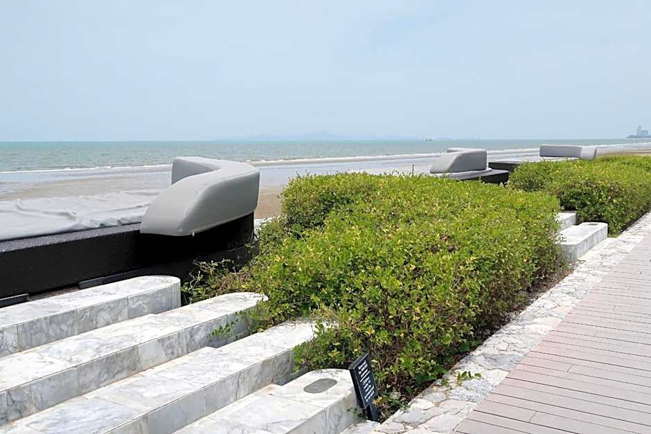 Seaview 2bed 2bath 19Fl at Veranda Residence Pattaya