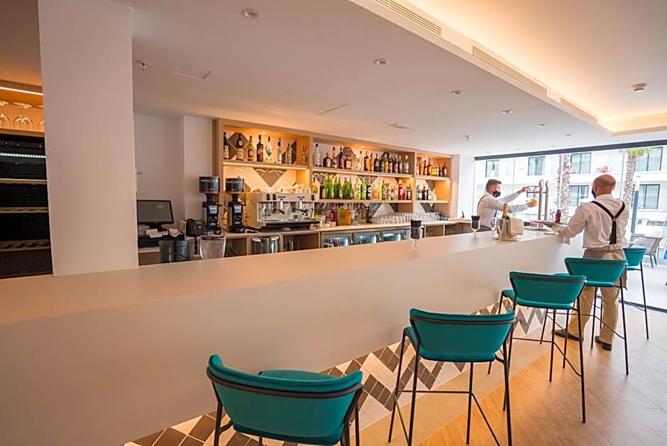 Hotel Morlans Suites - Adults Only