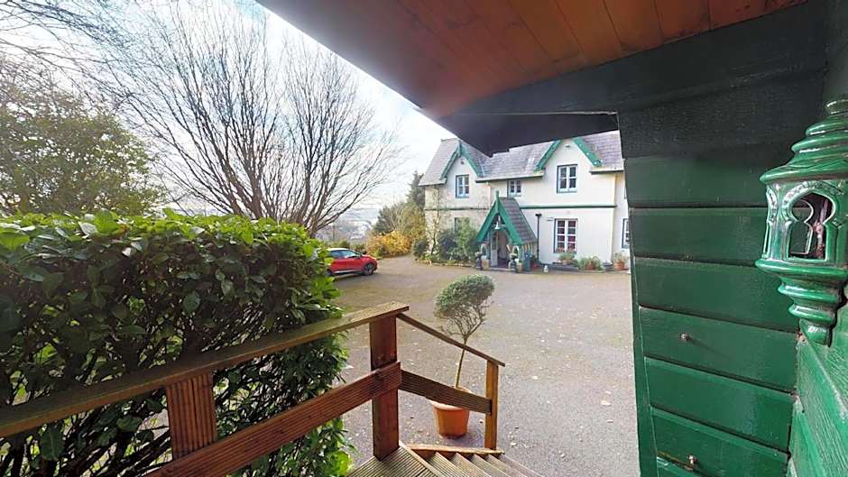 Robin Hill House B&B