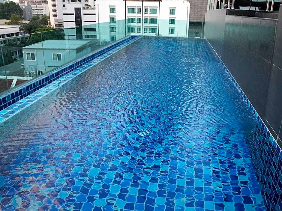 Avatar Residence Sukhumvit 7