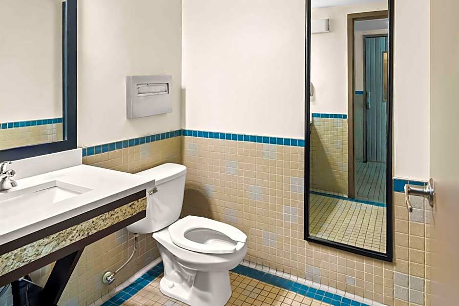 Best Western Maple Ridge Hotel