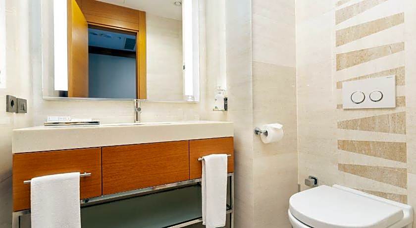 Holiday Inn Baku By IHG