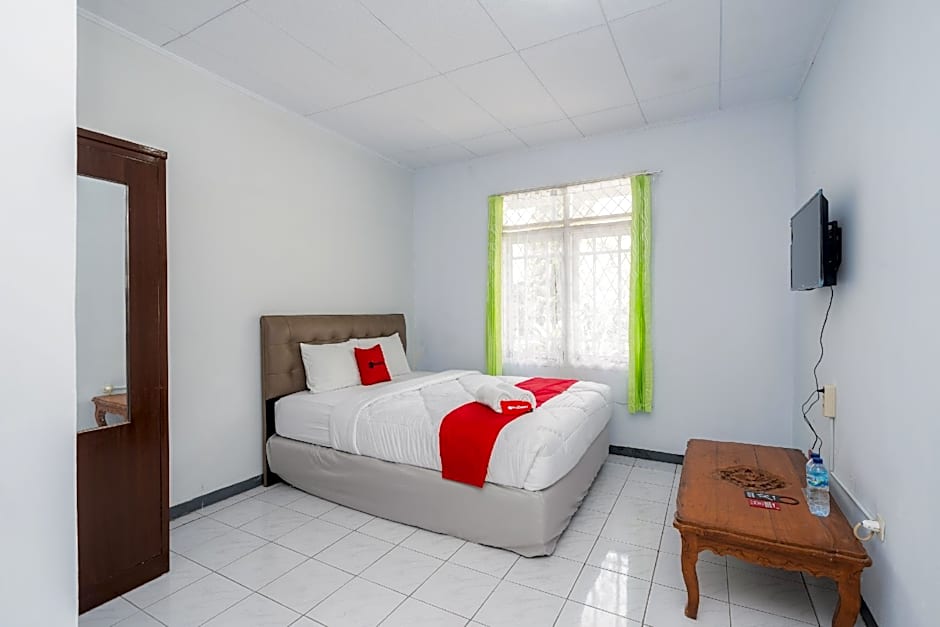 RedDoorz Syariah near RSUD Cimacan