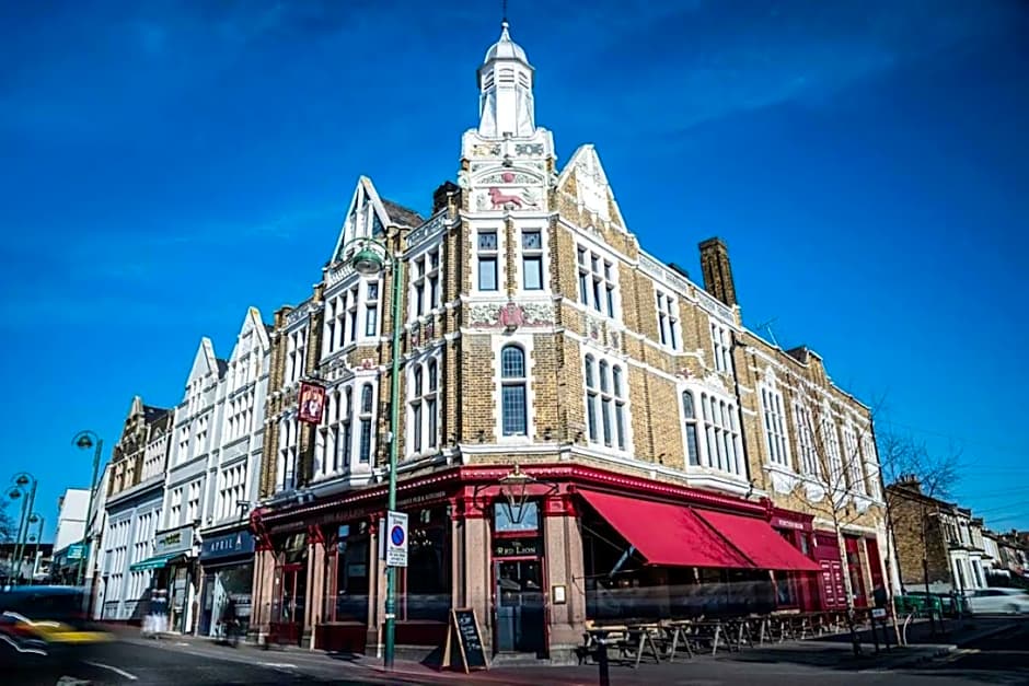 The Red Lion Hotel
