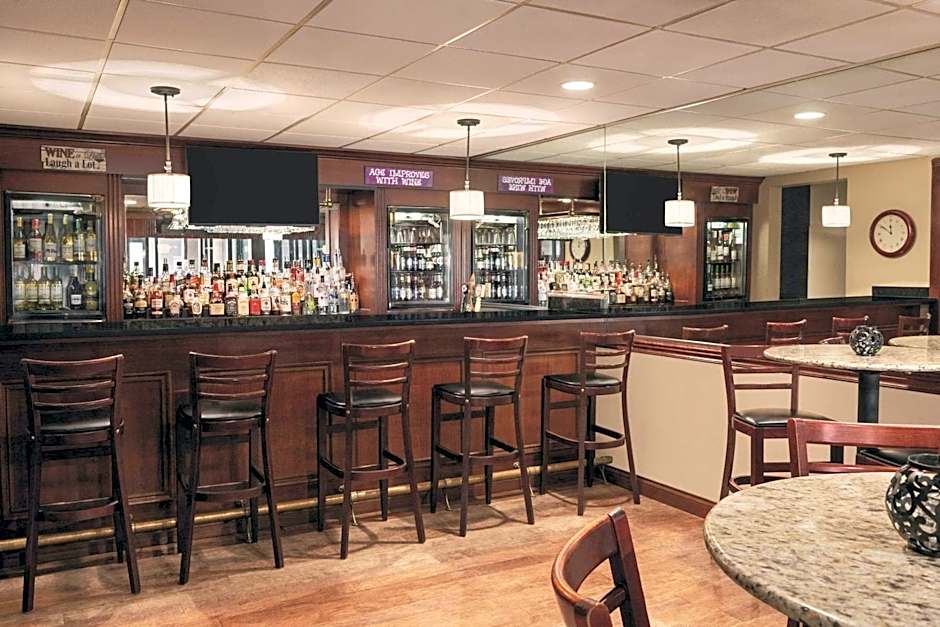 Radisson Hotel & Conference Center Rockford