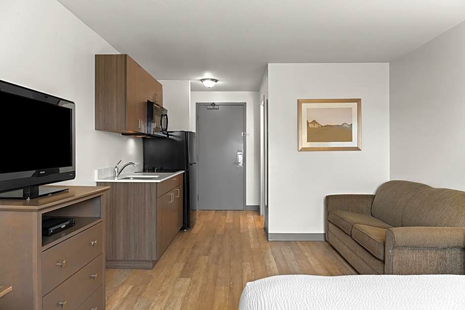 Days Inn by Wyndham Steinbach