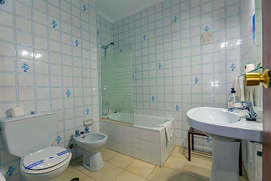 Hotel Tres Jotas Conil