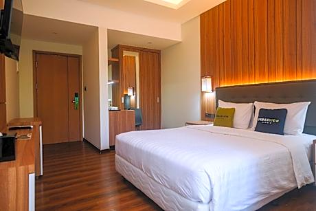 Urbanview Hotel Nardis Living near UMY