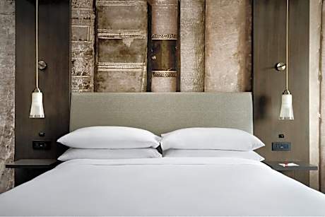 Room, 1 King Bed, Non Smoking