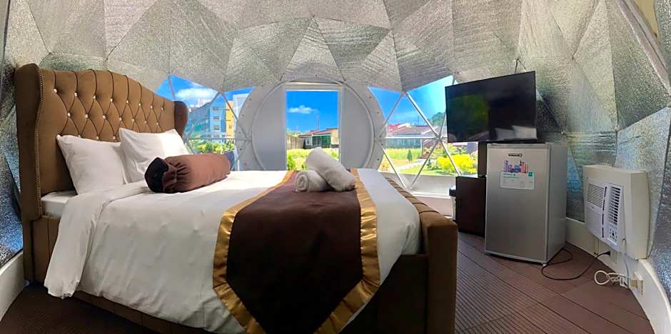 Photo 1 of 8 of 1 Queen Bed and 1 Twin Bed Tent