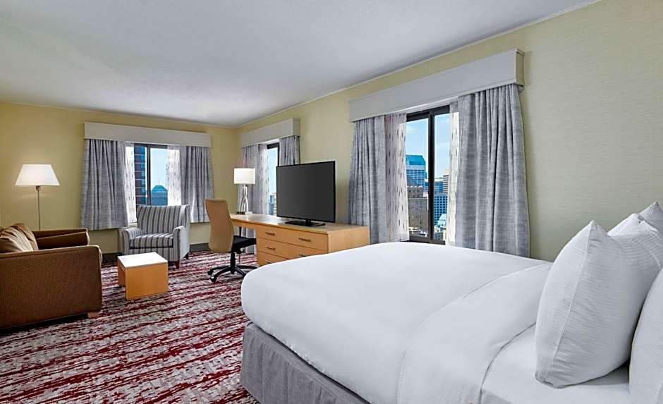 DoubleTree by Hilton - Philadelphia Center City