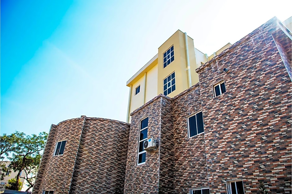 Brookville Hotel & Suites