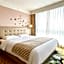 Pullman Linyi Lushang Hotel