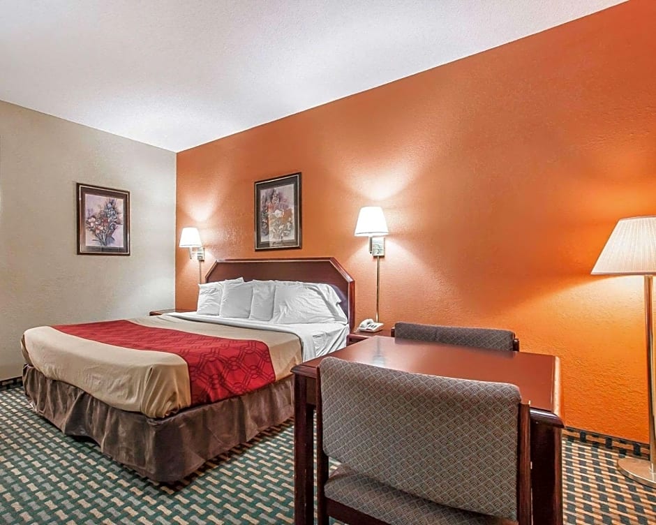 Econo Lodge Northport - Tuscaloosa