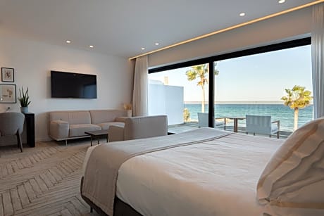 Elegant Suite Sea View
