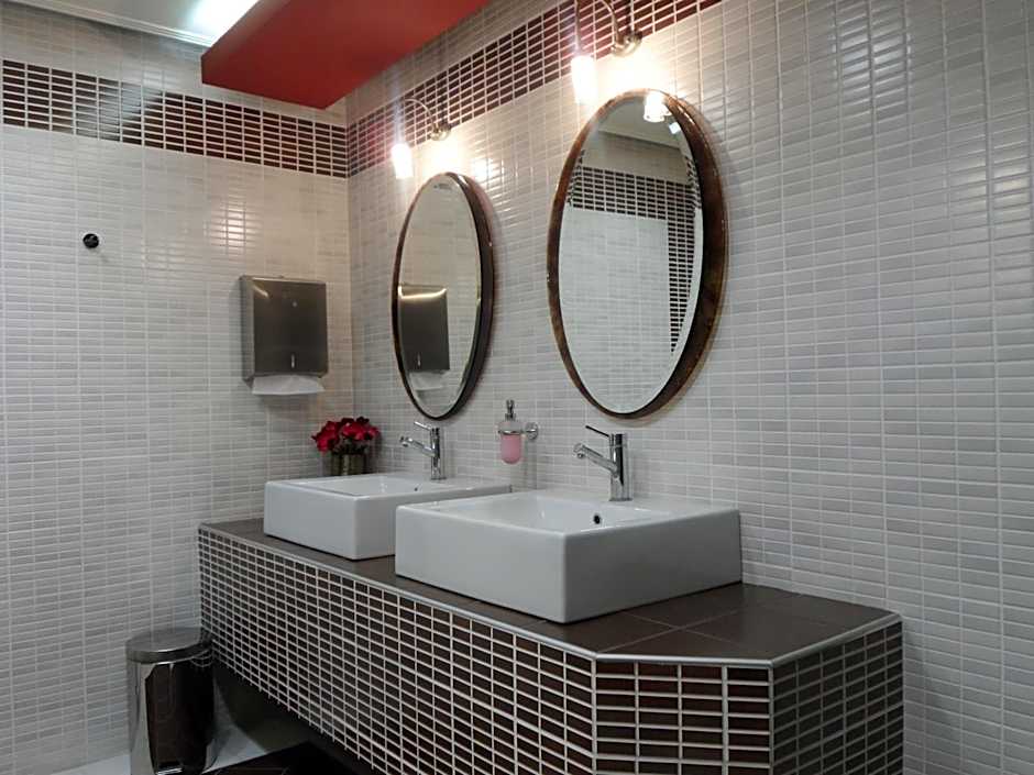 Hotel Prigipikon Suites and sofites