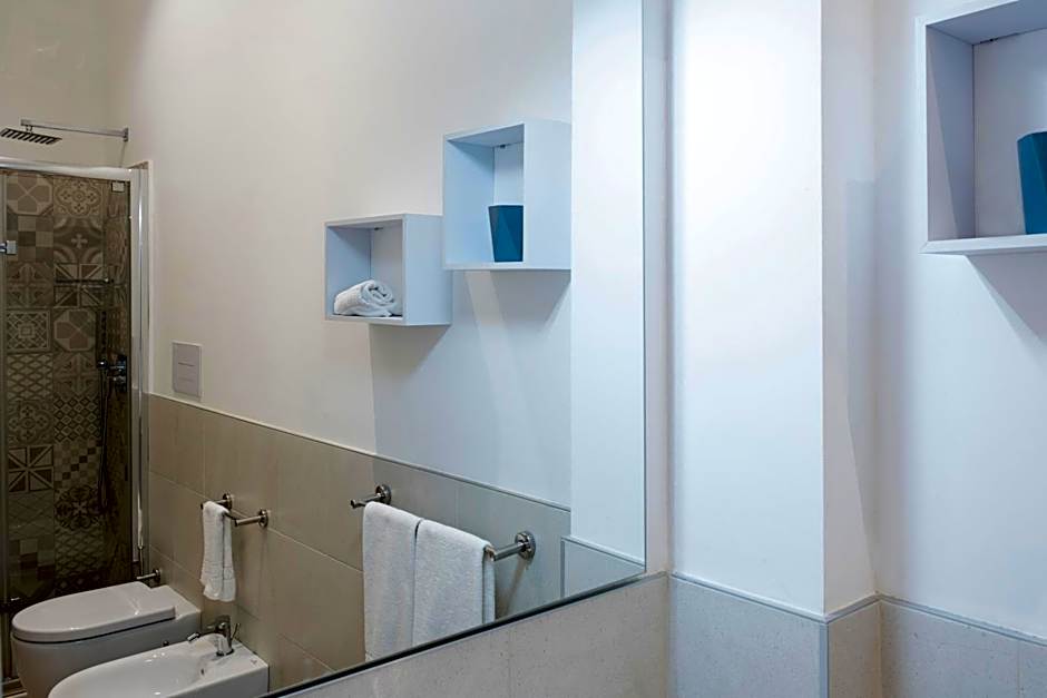 ZIBIBBO SUITES & ROOMS - Aparthotel in Centro Storico a Trapani