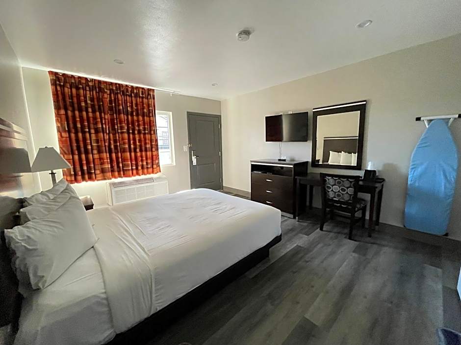UNIVERSITY INN