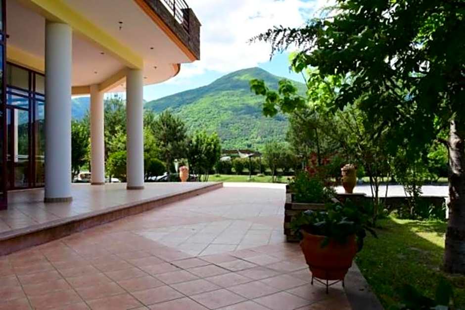 Gea Kaimaktsalan Hotel & Spa