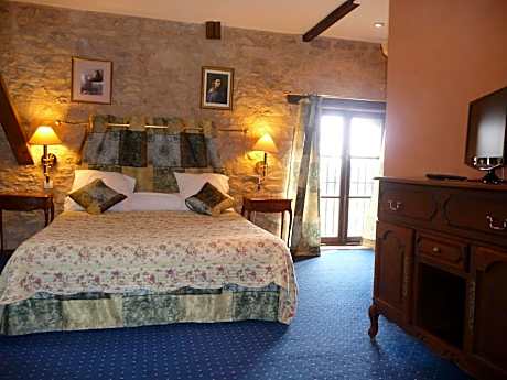 Superior Double Room with Bath