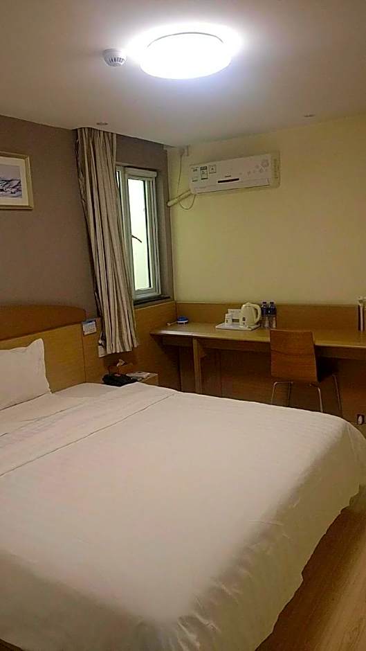 7 Days Inn Guomao Business Center – Shenzhen, IA