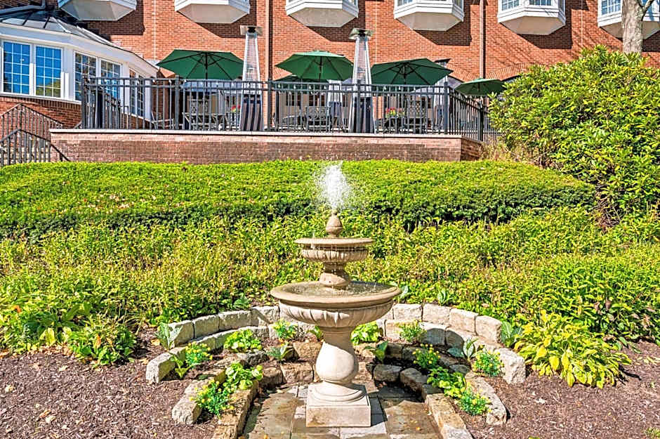 Simsbury Inn