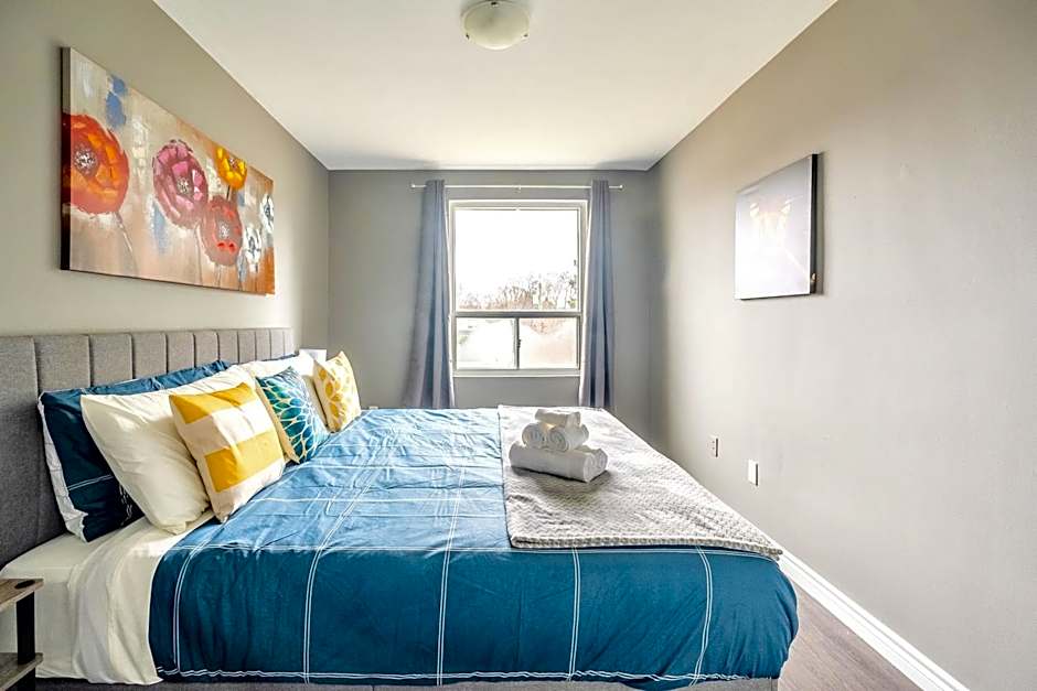 Newly Renovated 2BR Unit in Glenview West