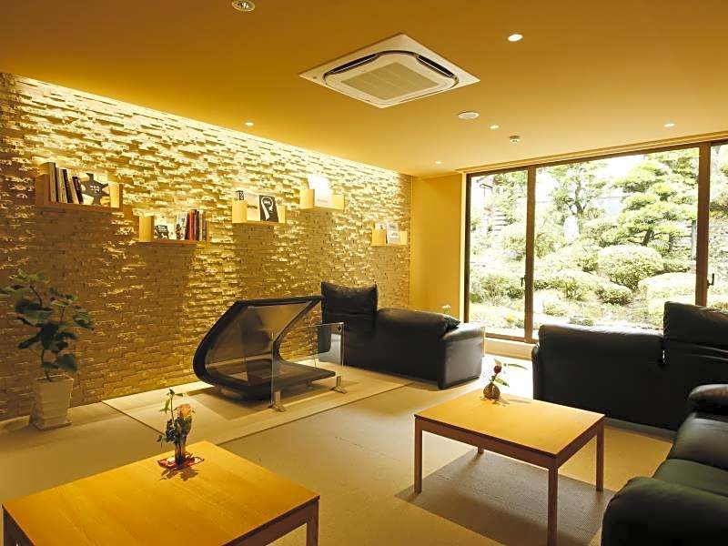 Yuraku Kinosaki Spa and Gardens Ryokan