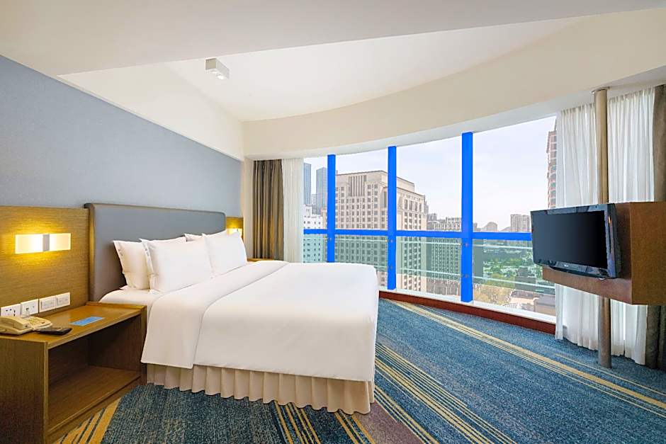 Holiday Inn Express City Centre Dalian By IHG