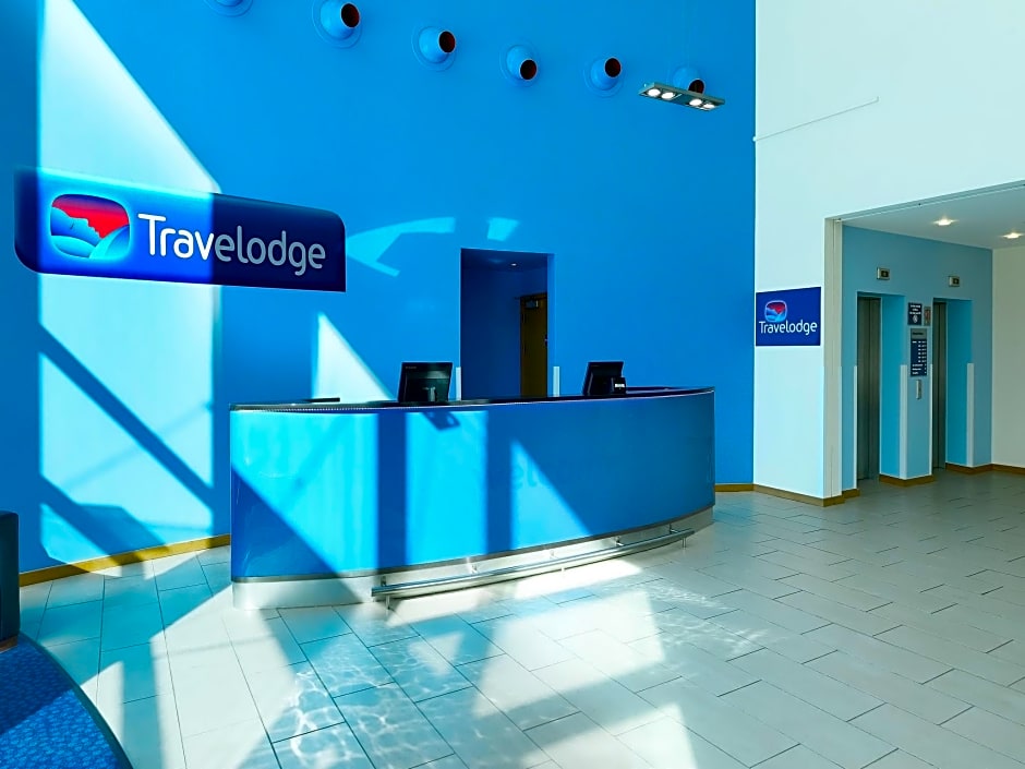 Travelodge Milton Keynes The Hub Hotel