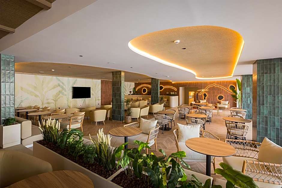 Radisson Resort & Residences Tenerife - Adults Only