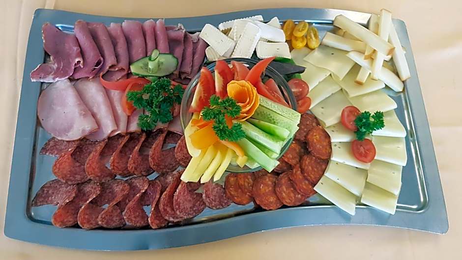 Hotel Három Gúnár