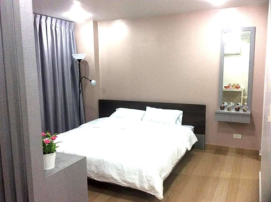 Live at Home Sukhumvit 105