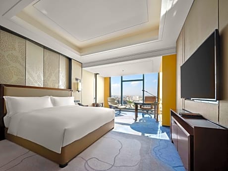 King Guest Room City View