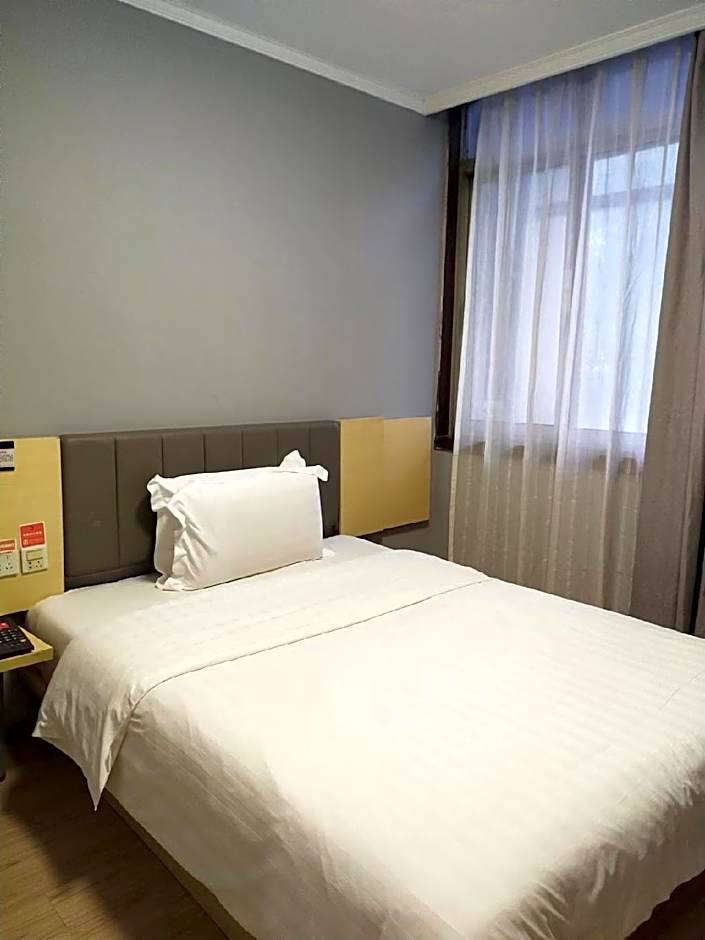 7 Days Inn Nanchang Bayi Square Railway Station