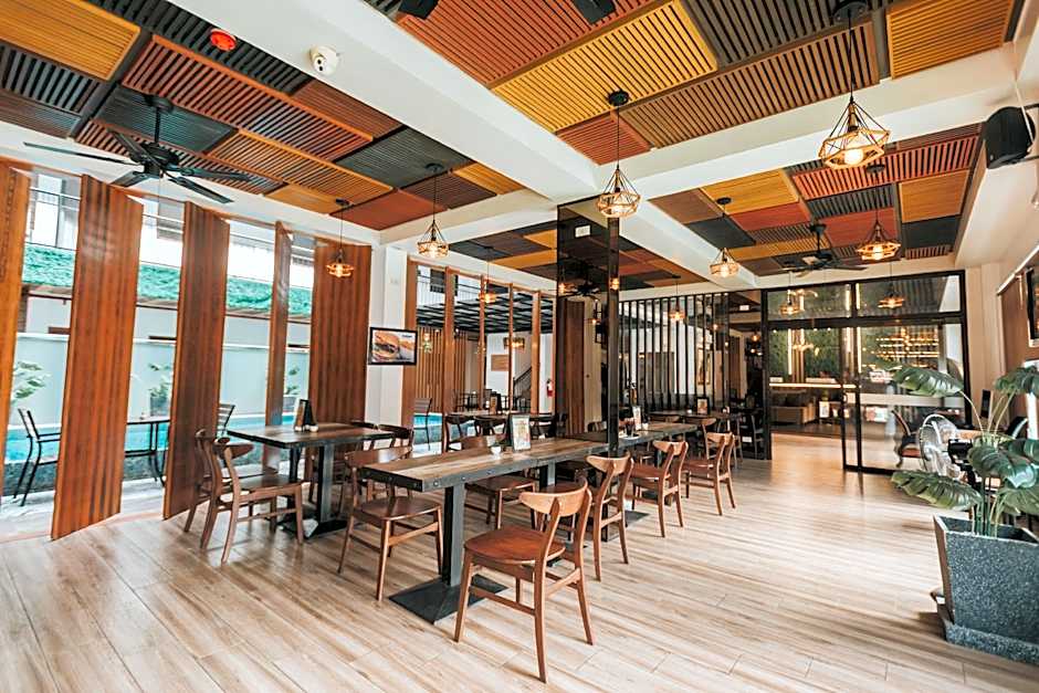 SureStay Plus Hotel by Best Western AC LUXE Angeles City