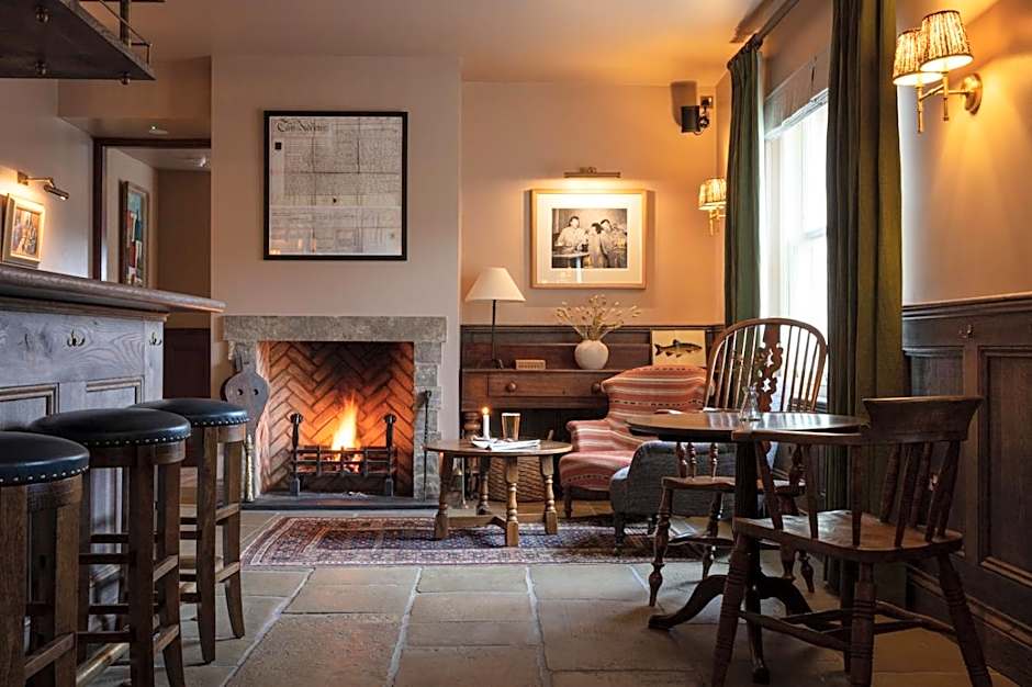 The Kirkstyle Inn & Sportsman Rest