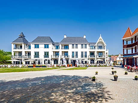 Modern Coastal Escape