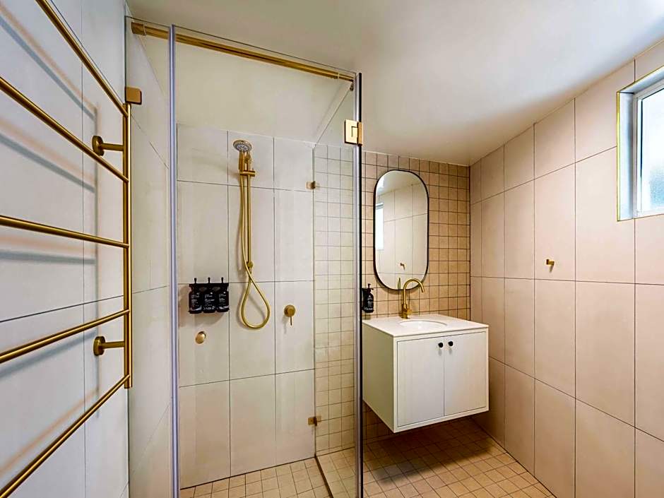 Mantra Club Croc Airlie Beach