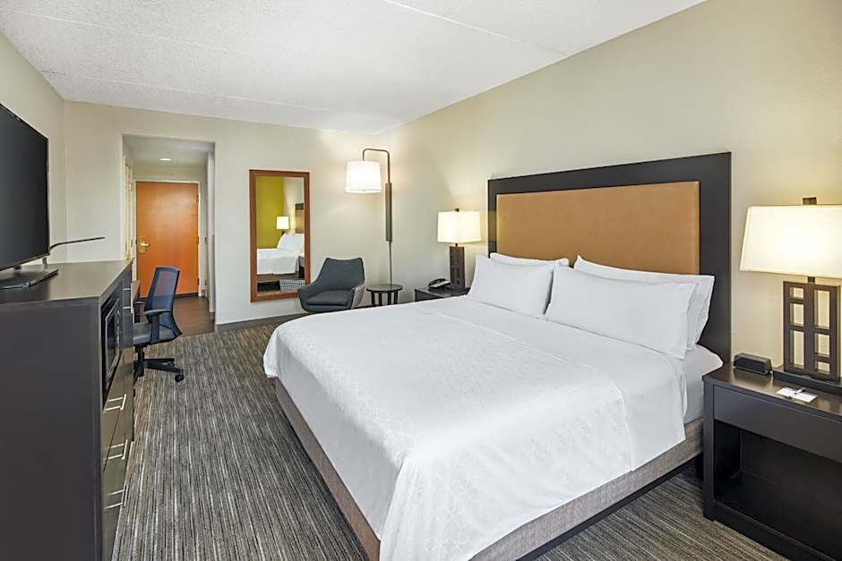 Holiday Inn Express & Suites Jacksonville South East - Medical Center Area By IHG