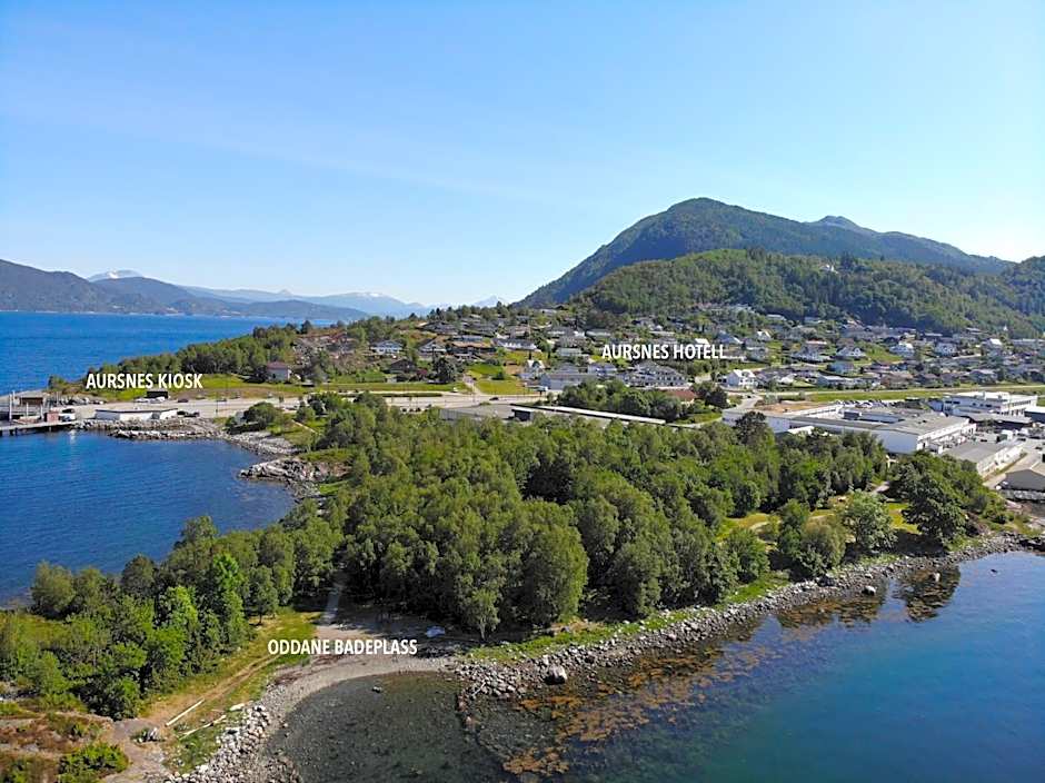 Aursnes Hotell