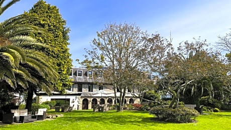 Le Friquet Hotel