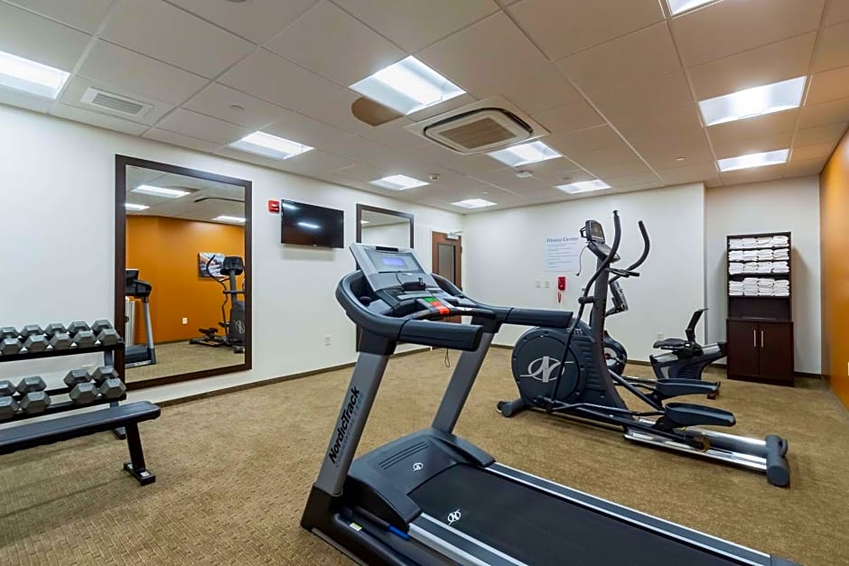 Comfort Inn & Suites - Harrisburg Airport - Hershey South