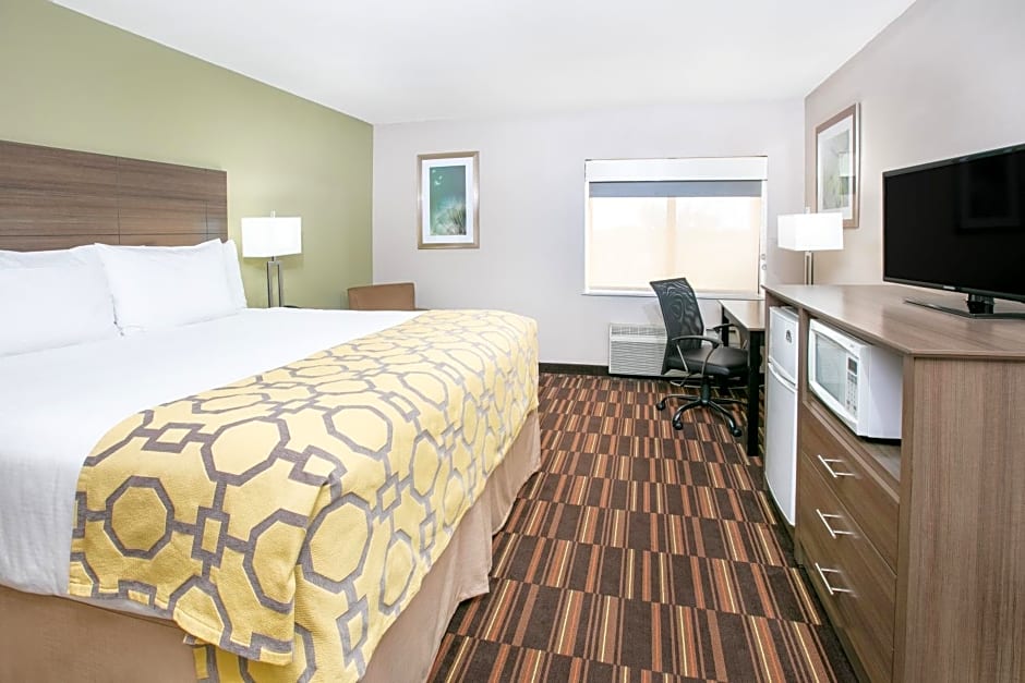 Baymont by Wyndham Plano