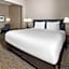 La Quinta Inn & Suites by Wyndham Mooresville