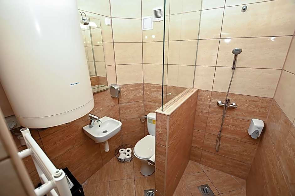 Vaskó Panzió Borpince