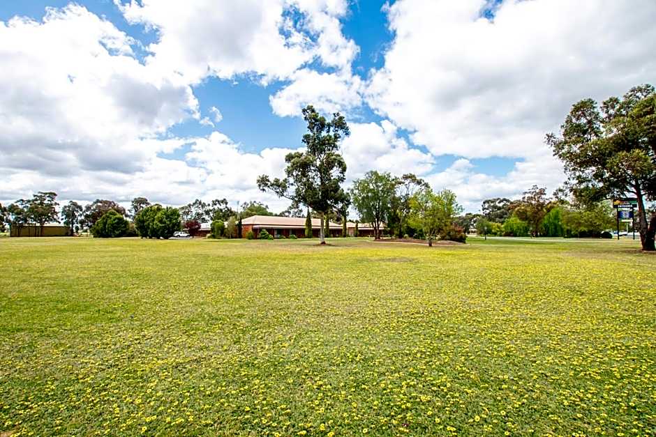 Sportslander Motor Inn