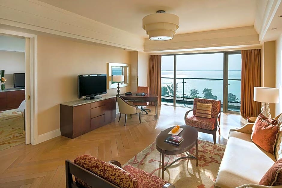 Photo 1 of 13 of Gold 1 Bedroom Suite