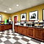 Hampton Inn By Hilton And Suites Dallas/Mesquite