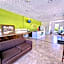 Garden Inn and Suites near Callaway Gardens Pine Mountain